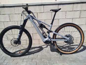 Używany Specialized Turbo Levo SL 2 Comp Alloy 2025 2025 Mountainbike — zdjęcie 2 z 9