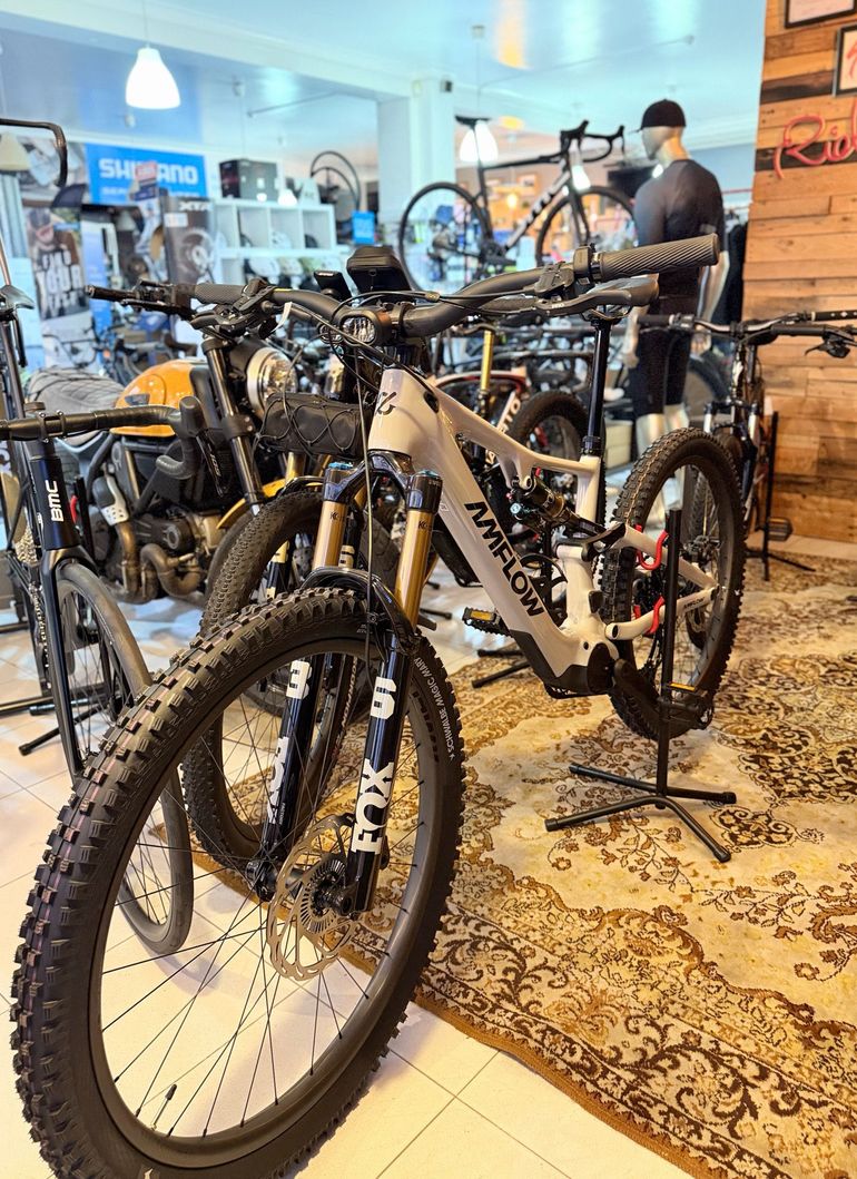 Używany Amflow Custom SRAM X01 Eagle AXS 2026 Mountainbike — zdjęcie 5 z 23
