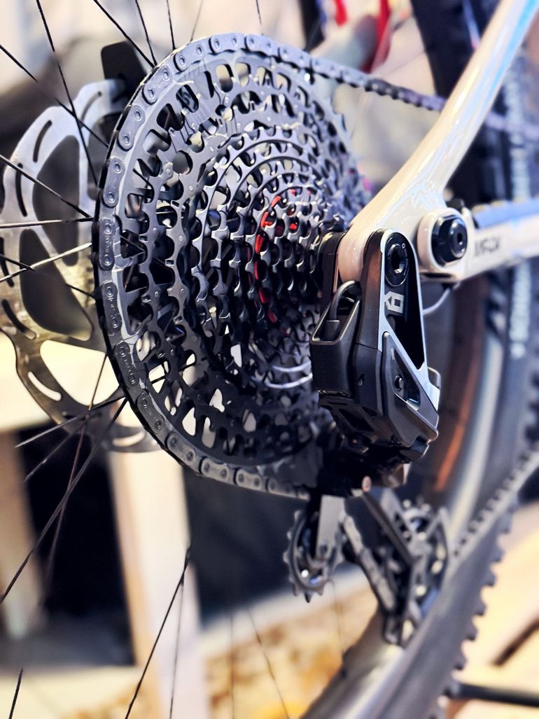 Używany Amflow Custom SRAM X01 Eagle AXS 2026 Mountainbike — zdjęcie 17 z 23