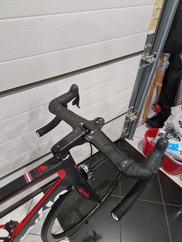 Used Cervélo S5 eTAP 2017 2017 Road & Gravel, Black — image 6 of 9
