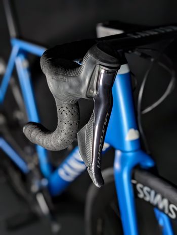 Used Canyon Ultimate CF SL Disc 8.0 Di2 Aero 2020 2020 Road & Gravel, Blue — image 20 of 21