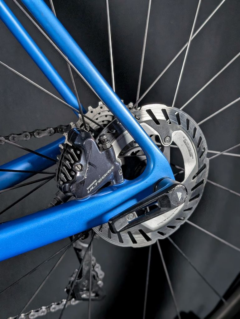 Used Canyon Ultimate CF SL Disc 8.0 Di2 Aero 2020 2020 Road & Gravel, Blue — image 18 of 21
