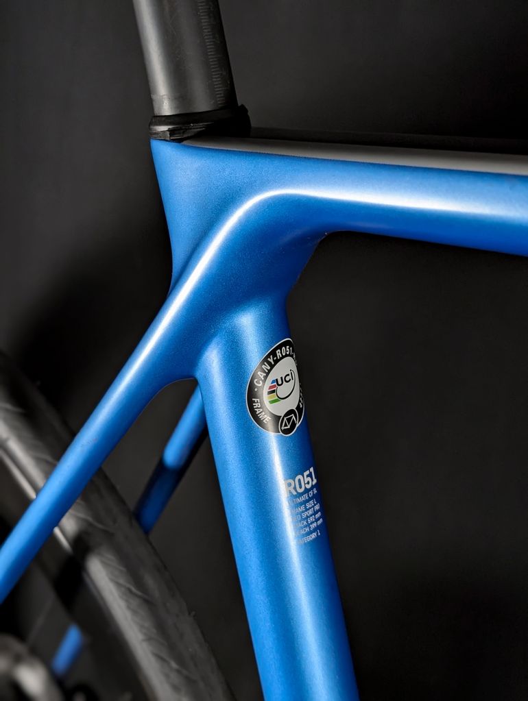 Used Canyon Ultimate CF SL Disc 8.0 Di2 Aero 2020 2020 Road & Gravel, Blue — image 8 of 21