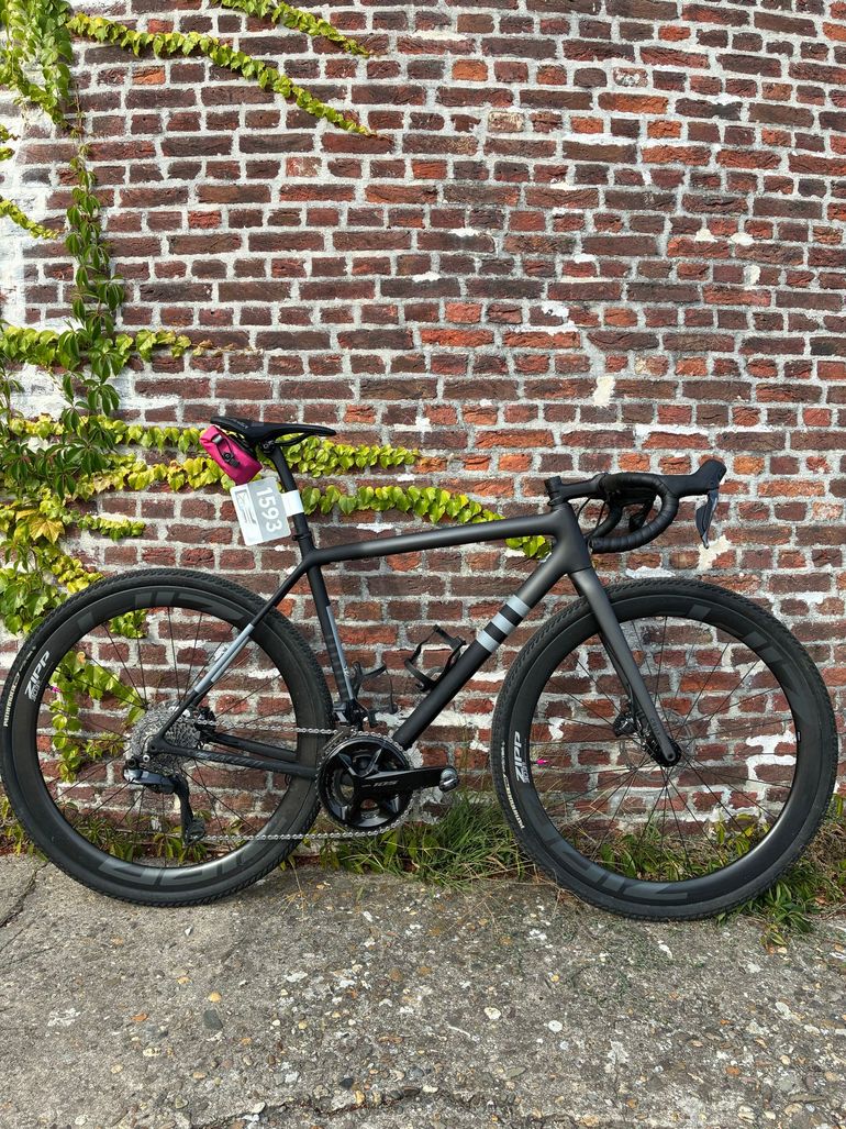 Used Specialized Crux Comp 2022 2022 Road & Gravel, Black — image 2 of 4