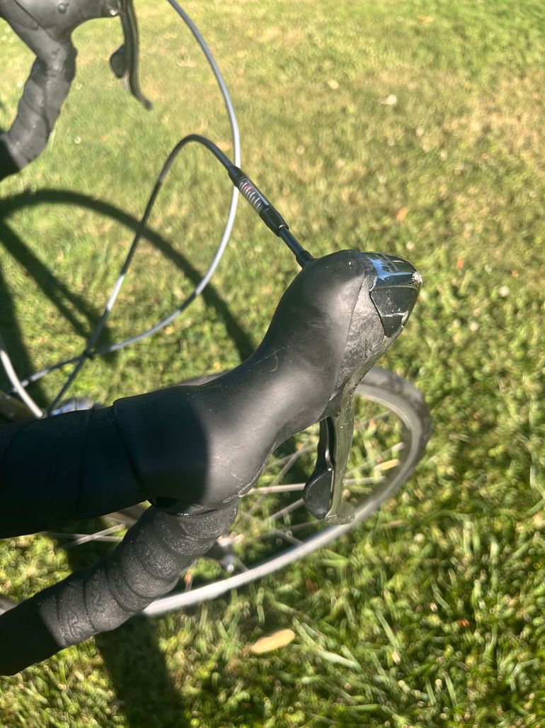 Used Specialized Roubaix Shimano Dura Ace 2012 Road & Gravel, Black — image 3 of 10