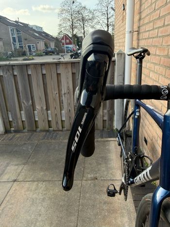 Used Giant Contend AR 1 2024 2024 Road & Gravel, Blue — image 12 of 27