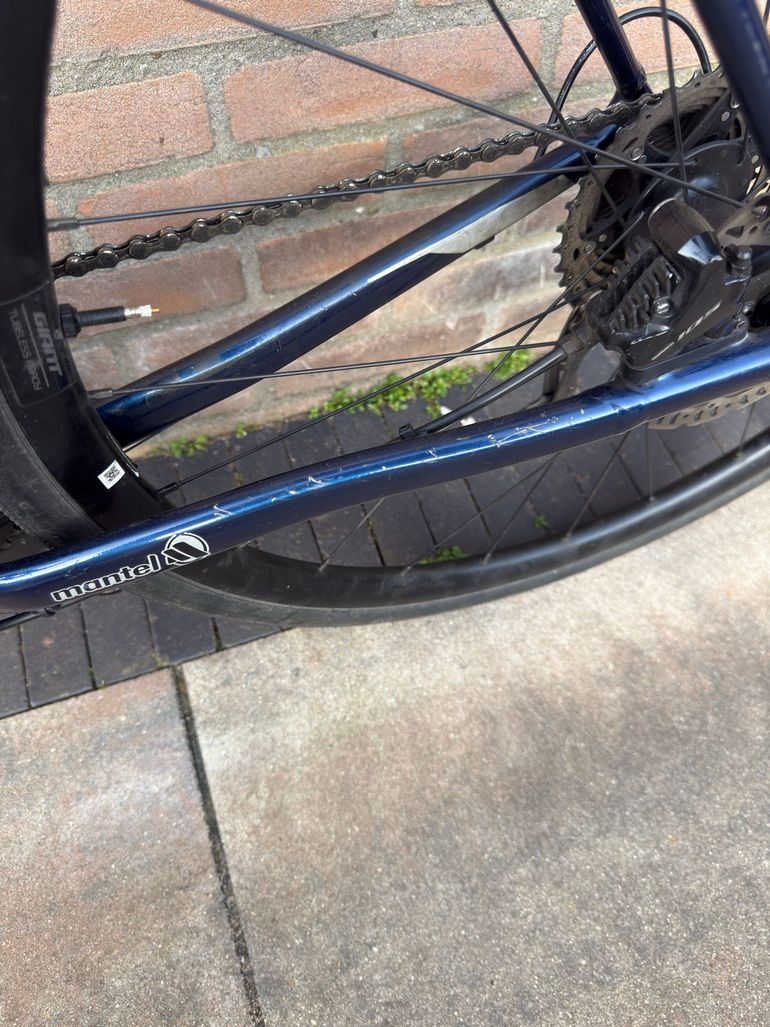 Used Giant Contend AR 1 2024 2024 Road & Gravel, Blue — image 14 of 27