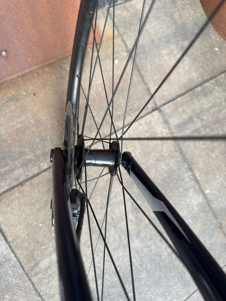 Used Giant Contend AR 1 2024 2024 Road & Gravel, Blue — image 27 of 27