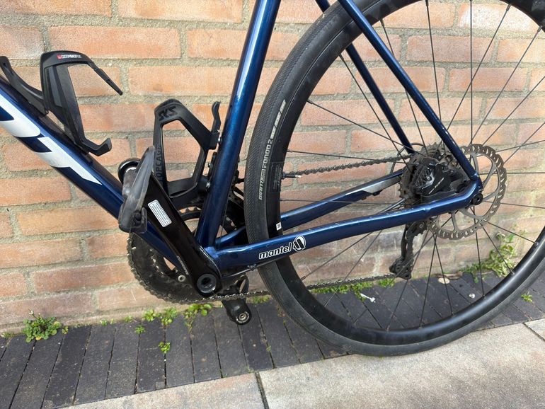 Used Giant Contend AR 1 2024 2024 Road & Gravel, Blue — image 15 of 27