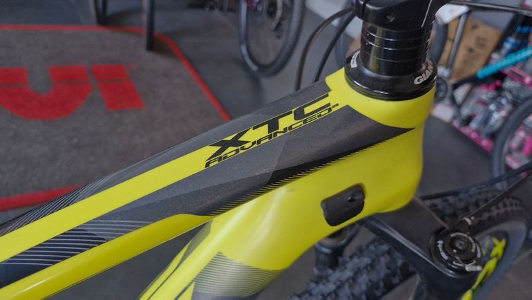 Použité Giant XTC Advanced 29 1 2020 2020 Mountainbike — obrázek 6 z 13