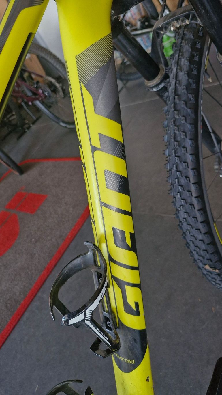 Použité Giant XTC Advanced 29 1 2020 2020 Mountainbike — obrázek 7 z 13