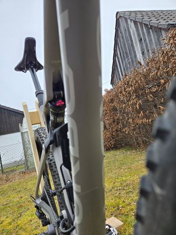 Gebrauchtes Orbea OIZ H10 TR 2022 2022 Mountainbike, Hellgrau, 29 — Bild 11 von 14