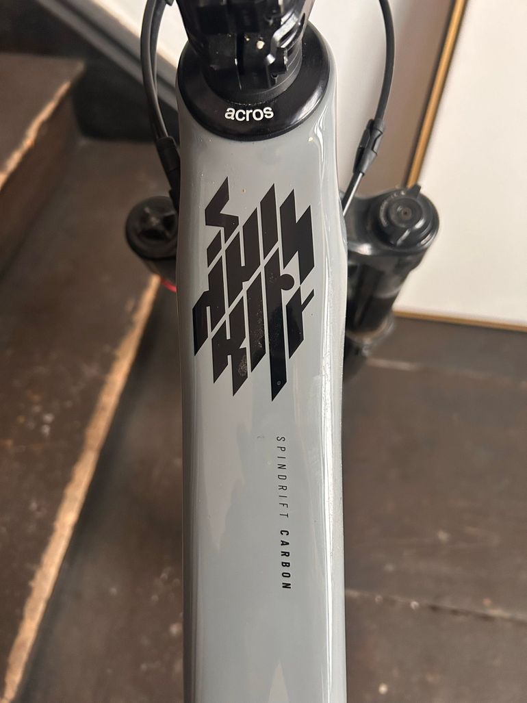 Używany Propain SPINDRIFT 4 CF Mix Performance 2024 2024 Mountainbike — zdjęcie 5 z 5