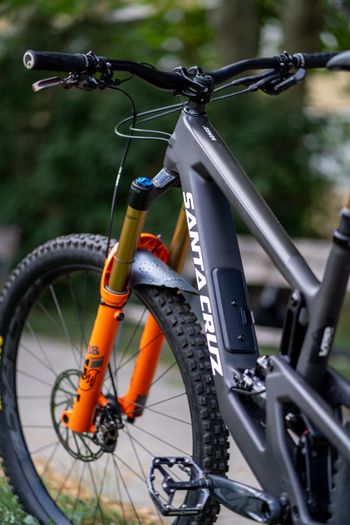 Używany Santa Cruz NOMAD S / Carbon C 2023 2023 Mountainbike — zdjęcie 4 z 5