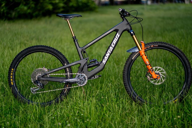Używany Santa Cruz NOMAD S / Carbon C 2023 2023 Mountainbike — zdjęcie 1 z 5