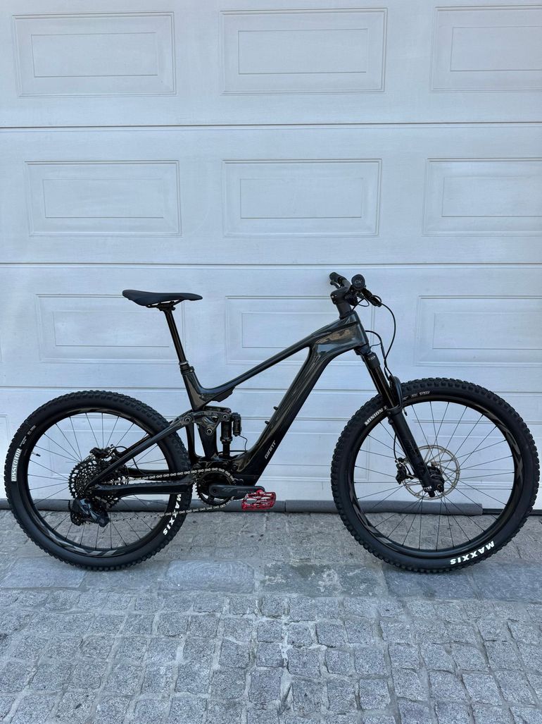Used Giant Trance X Advanced, E+ Elite 1 2023 2023 Mountainbike, Black, 27.5 — image 1 of 18