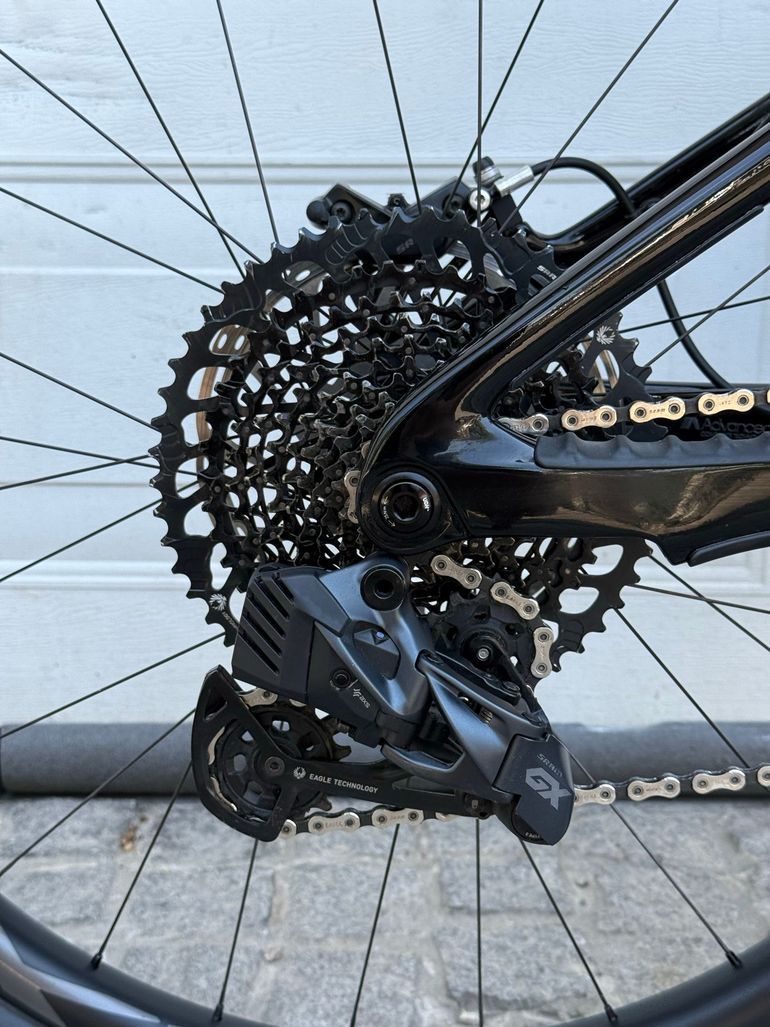Used Giant Trance X Advanced, E+ Elite 1 2023 2023 Mountainbike, Black, 27.5 — image 7 of 18