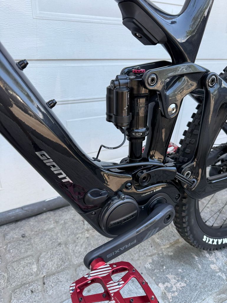 Used Giant Trance X Advanced, E+ Elite 1 2023 2023 Mountainbike, Black, 27.5 — image 14 of 18