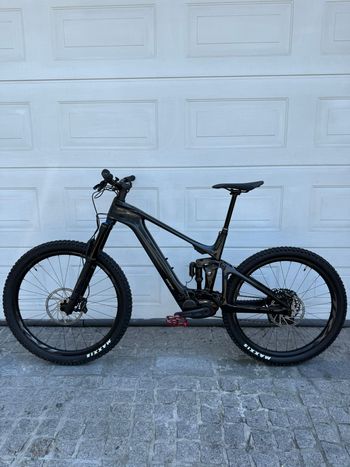 Used Giant Trance X Advanced, E+ Elite 1 2023 2023 Mountainbike, Black, 27.5 — image 5 of 18