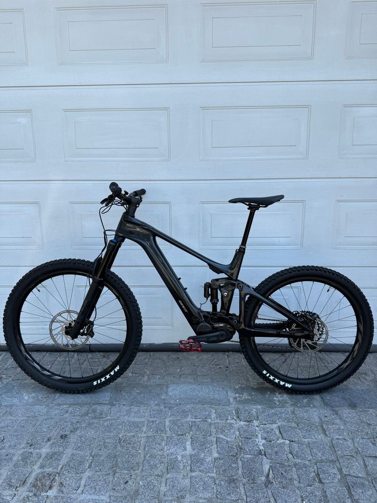 Used Giant Trance X Advanced, E+ Elite 1 2023 2023 Mountainbike, Black, 27.5 — image 5 of 18