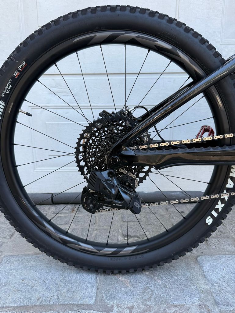 Used Giant Trance X Advanced, E+ Elite 1 2023 2023 Mountainbike, Black, 27.5 — image 6 of 18