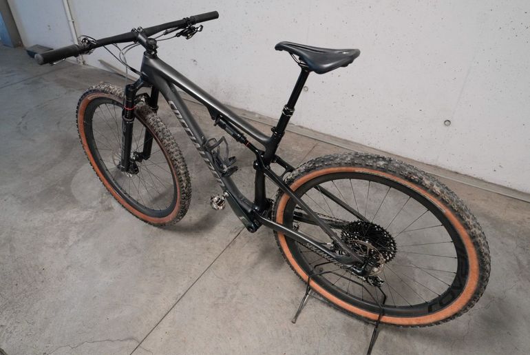 Używany Specialized Epic EVO Expert 2021 2021 Mountainbike — zdjęcie 13 z 14