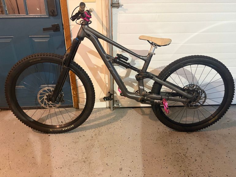 Used Specialized Status 160 2023 2023 Mountainbike, Light Gray, 29, 27.5 — image 2 of 5