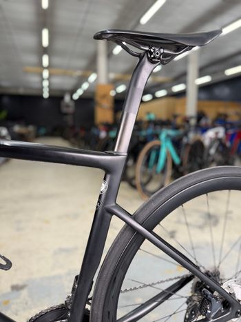 Used Specialized Tarmac SL6 Pro Di2 Carbon 2020 Road & Gravel, Black — image 18 of 22