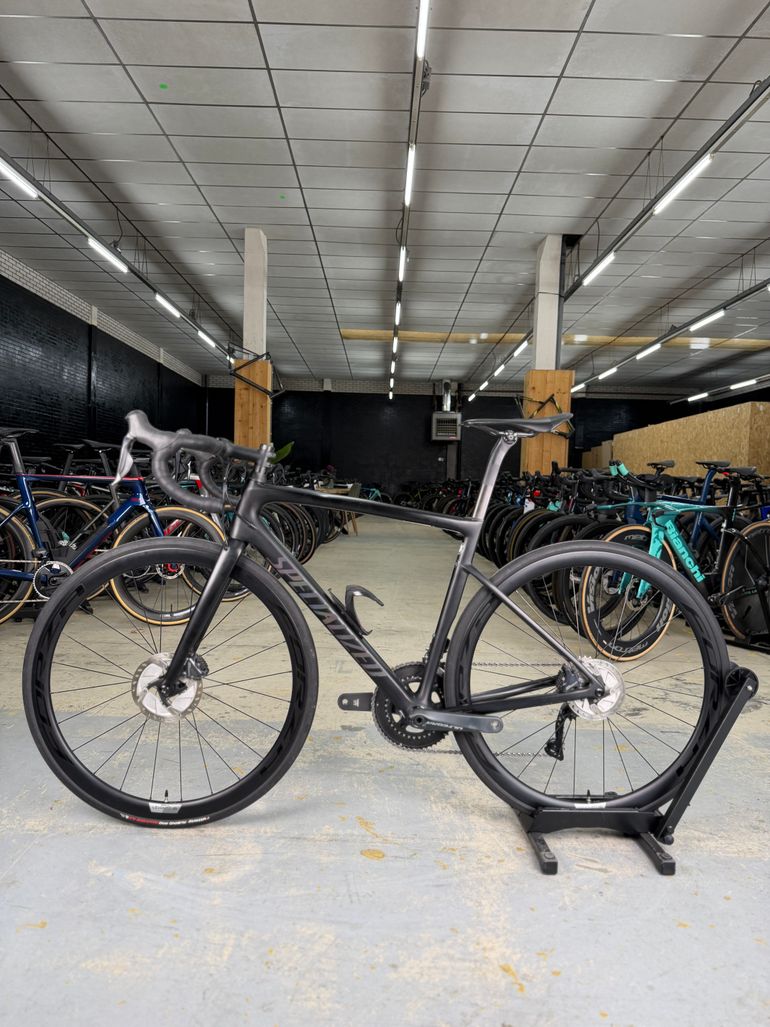 Used Specialized Tarmac SL6 Pro Di2 Carbon 2020 Road & Gravel, Black — image 14 of 22