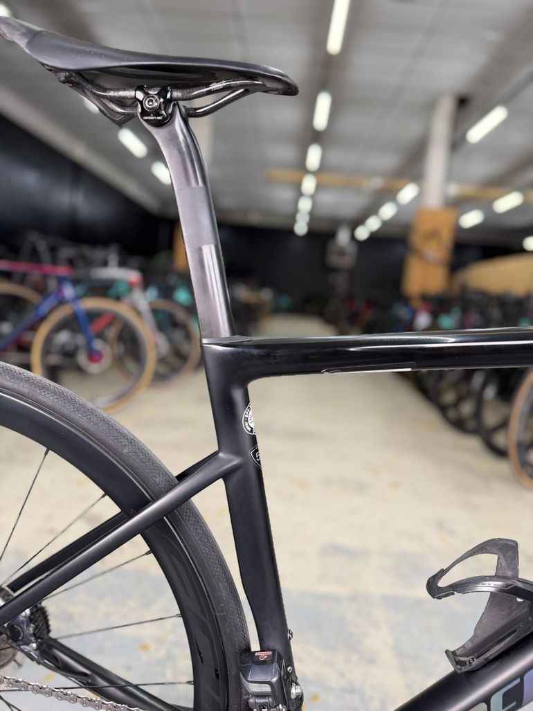 Used Specialized Tarmac SL6 Pro Di2 Carbon 2020 Road & Gravel, Black — image 7 of 22