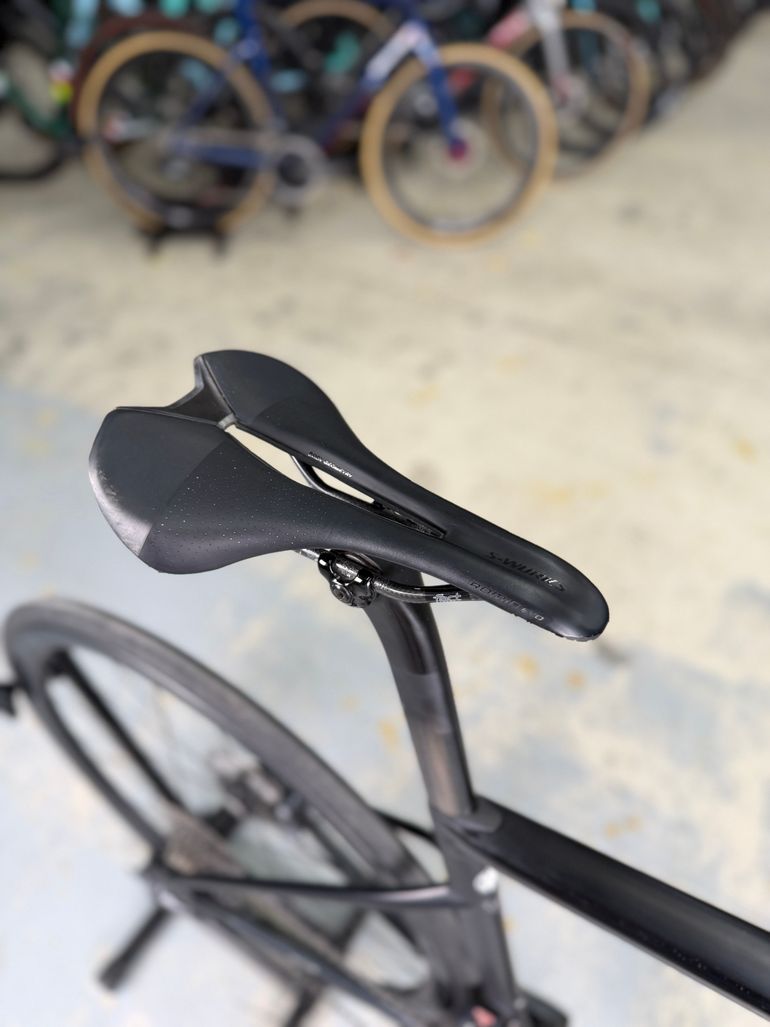 Used Specialized Tarmac SL6 Pro Di2 Carbon 2020 Road & Gravel, Black — image 13 of 22