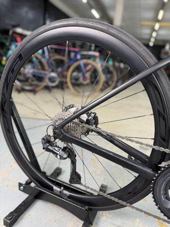 Used Specialized Tarmac SL6 Pro Di2 Carbon 2020 Road & Gravel, Black — image 8 of 22