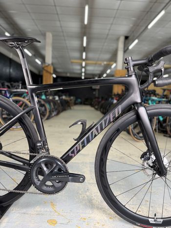 Used Specialized Tarmac SL6 Pro Di2 Carbon 2020 Road & Gravel, Black — image 10 of 22