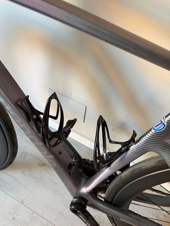 Używany Cannondale SuperSix EVO 1 2023 2023 Road & Gravel — zdjęcie 5 z 10