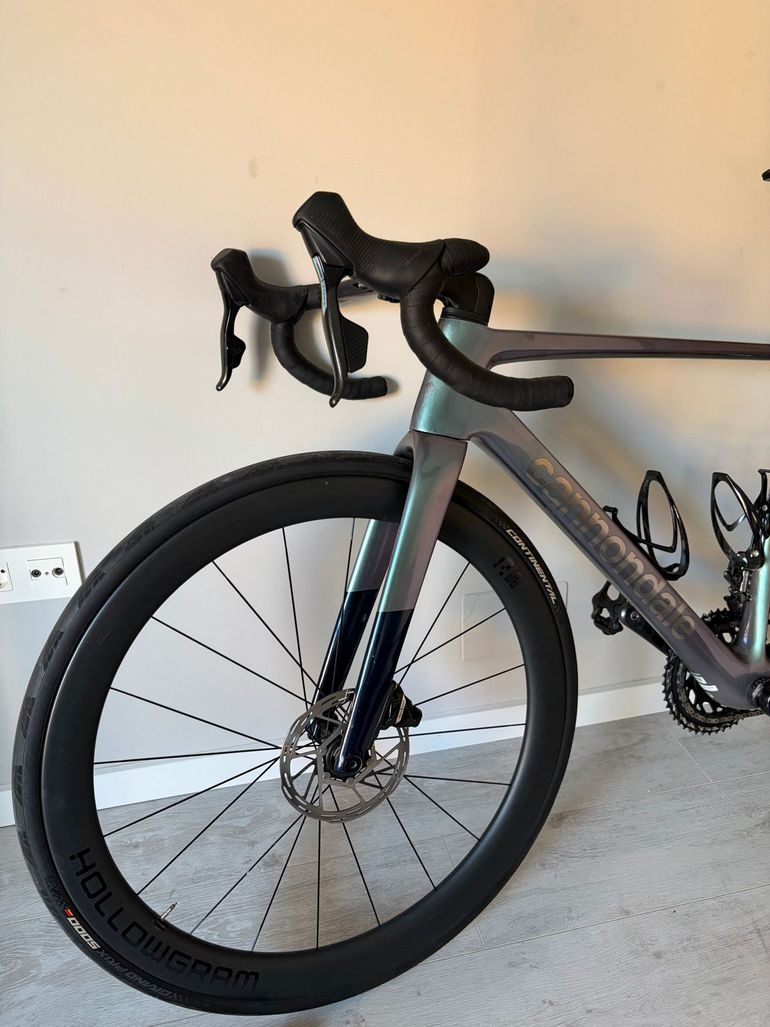 Używany Cannondale SuperSix EVO 1 2023 2023 Road & Gravel — zdjęcie 2 z 10