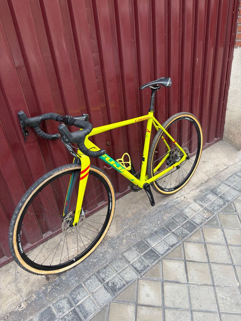 Used Fuji Cross 1.1 2020 2020 Road & Gravel, Green — image 5 of 9