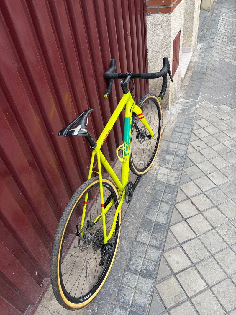 Used Fuji Cross 1.1 2020 2020 Road & Gravel, Green — image 6 of 9
