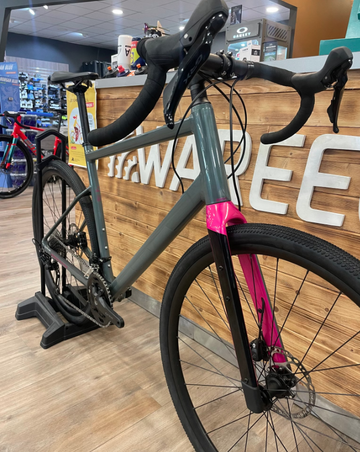 Gebrauchtes BMC URS AL THREE 2023 2023 Road & Gravel, Hellgrau — Bild 3 von 5