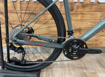 BMC URS AL THREE 2023 2023 Road & Gravel d'occasion — image 2 sur 5