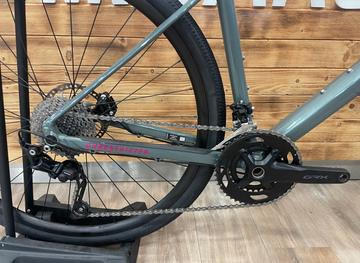 Gebrauchtes BMC URS AL THREE 2023 2023 Road & Gravel, Hellgrau — Bild 2 von 5
