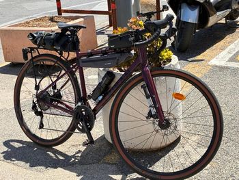 Used TRIBAN Bici Gravel Uomo Triban GRVL 520 SUBCOMPACT - TRIBAN Giugno 2024 2024 Road & Gravel, Purple — image 4 of 4