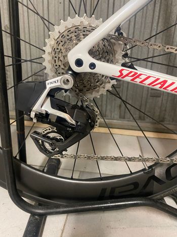 Used Specialized S-Works Tarmac SL8 - SRAM RED AXS 2026 2026 Road & Gravel, White — image 3 of 10