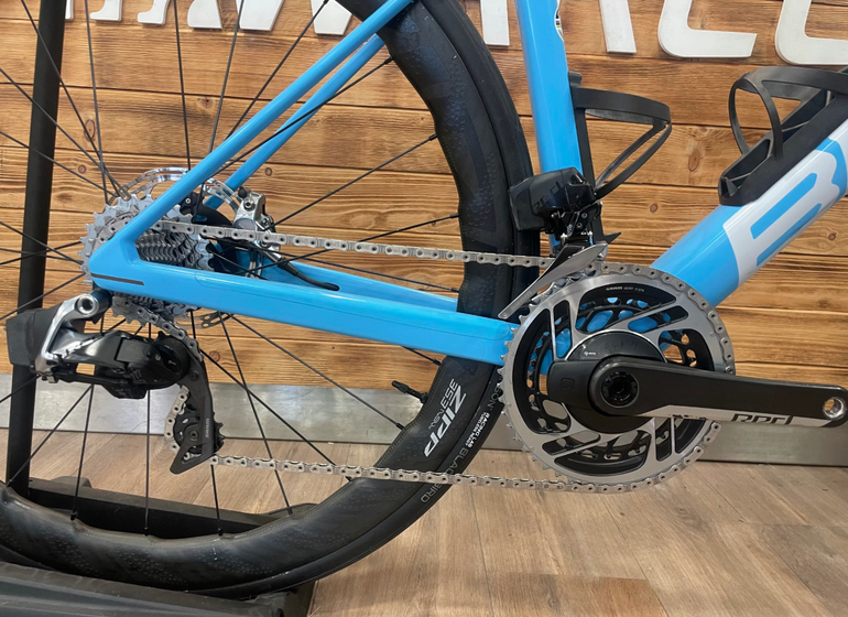 Używany BMC Teammachine SLR 01 ONE 2024 2024 Road & Gravel — zdjęcie 2 z 5