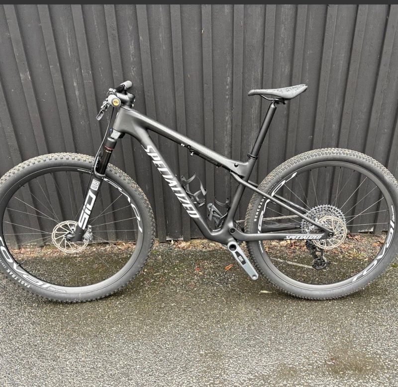 Tweedehands Specialized Epic SRAM GX Eagle AXS 2025 Mountainbike — afbeelding 3 van 3
