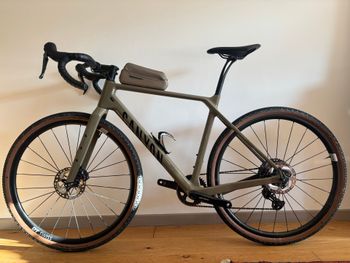 Używany Canyon Grizl CF SL 8 1by 2024 2024 Road & Gravel — zdjęcie 2 z 7
