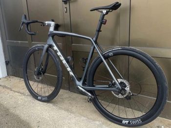 Used Trek Émonda SL 6 Disc 2022 2022 Road & Gravel