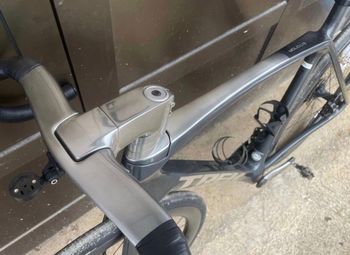 Used Trek Émonda SL 6 Disc 2022 2022 Road & Gravel, Light Gray — image 4 of 8