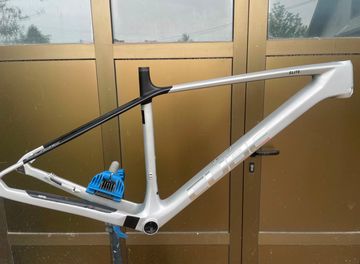 Used CUBE ELITE C:62, PRO 2024 Frameset 2024 Mountainbike, Light Gray, 29 — image 2 of 8