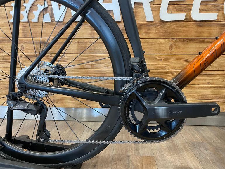 Używany Giant TCR Advanced Pro Disc 0 Di2 2024 2024 Road & Gravel — zdjęcie 3 z 5