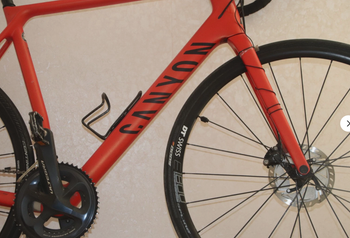 Używany Canyon Endurace CF SL Disc 8.0 2020 2020 Road & Gravel — zdjęcie 2 z 15